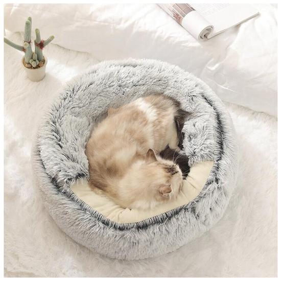Лежанка-домик для кошек.