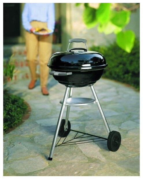 Гриль-барбекю Weber Compact