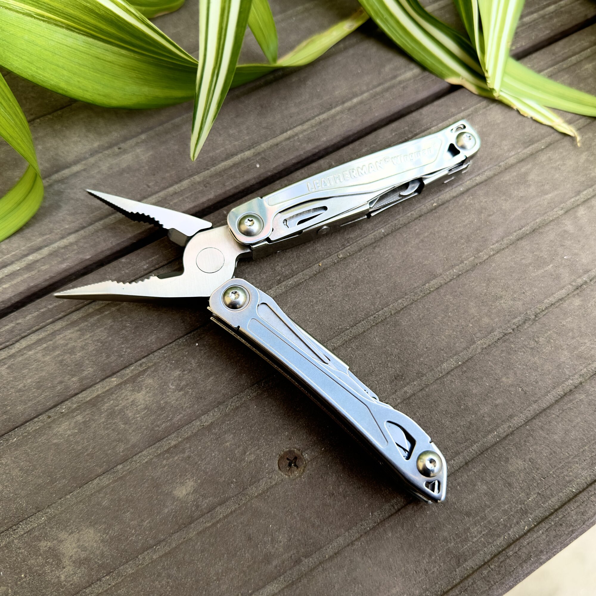 Мультитул Leatherman Wingman